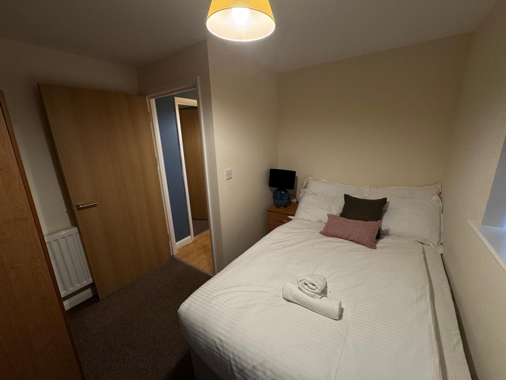 The Vogue Stay, 3 Bedrooms, 2 Bathrooms, Ideal For Jr & Oxford Hospitals, Free Carpark, Conveniently Located For Ring Road Access, 2 Miles From Oxford City Centre Easy Car & Bus Route Exterior photo