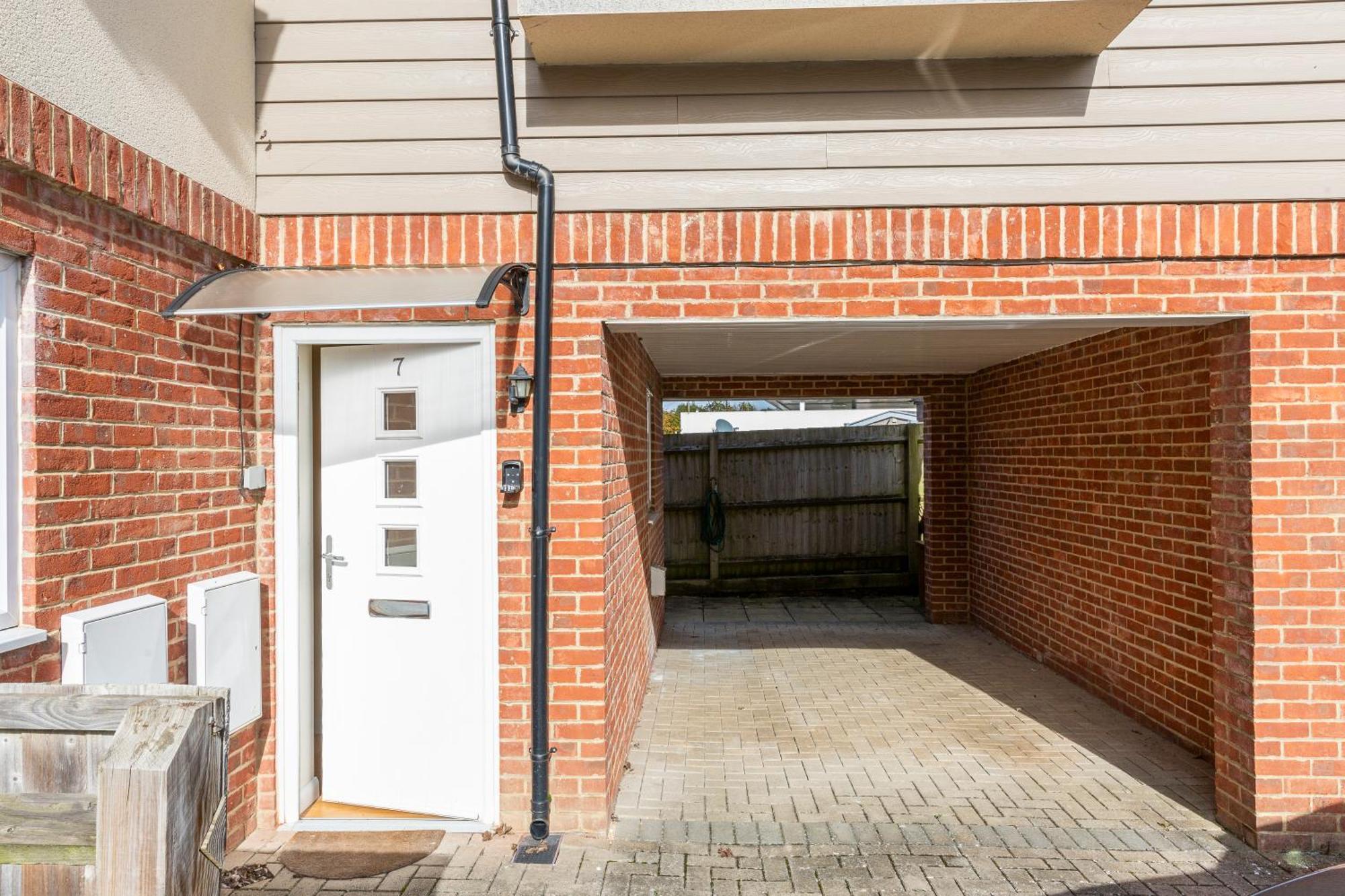 The Vogue Stay, 3 Bedrooms, 2 Bathrooms, Ideal For Jr & Oxford Hospitals, Free Carpark, Conveniently Located For Ring Road Access, 2 Miles From Oxford City Centre Easy Car & Bus Route Exterior photo