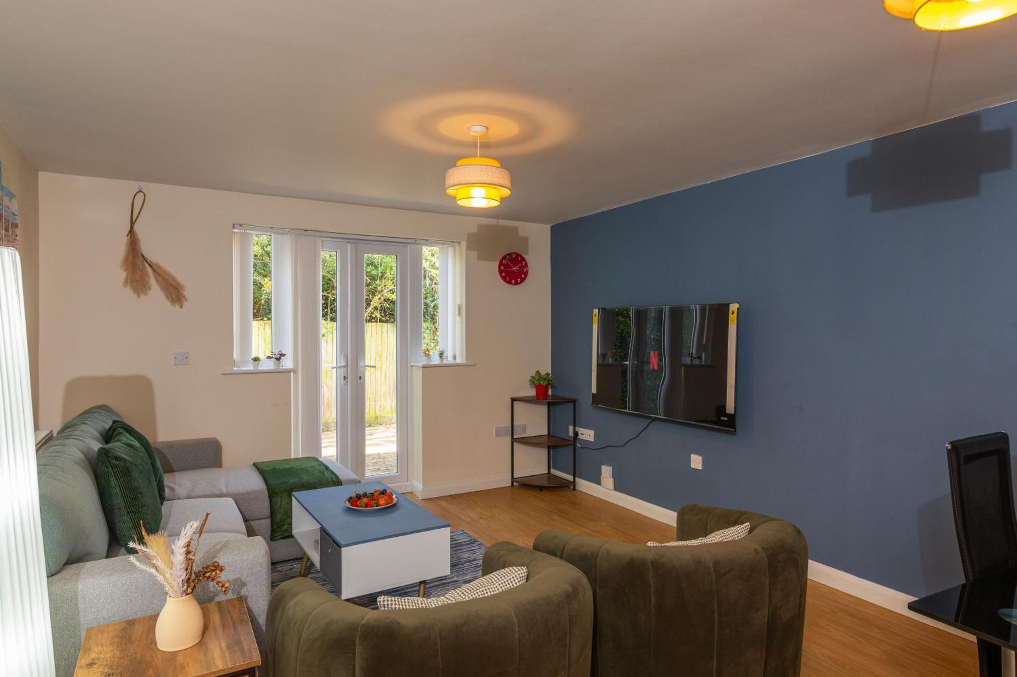The Vogue Stay, 3 Bedrooms, 2 Bathrooms, Ideal For Jr & Oxford Hospitals, Free Carpark, Conveniently Located For Ring Road Access, 2 Miles From Oxford City Centre Easy Car & Bus Route Exterior photo